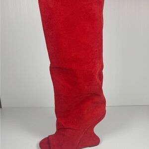 Azalea Wang Vincent Red Knee High Boots Size 8 Suede Look Statement Boots